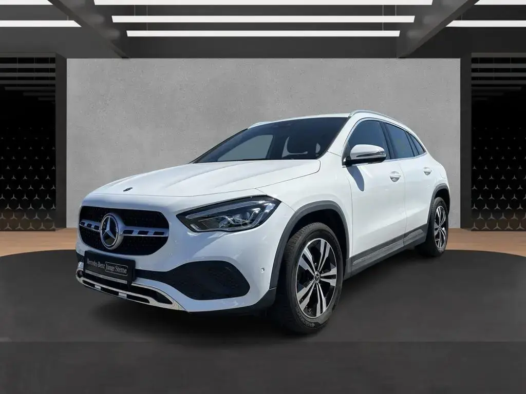 Main__Slider__Photo:Mercedes-Benz GLA 200 d PROGRESSIVE+TOTW+KAM+LED+NAVI+ISOFIX++ 03/2021-1