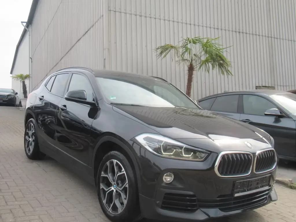 Main__Slider__Photo:BMW X2 sDrive 18 i Advantage Plus-NAVI-LED-KAMERA 05/2020-0