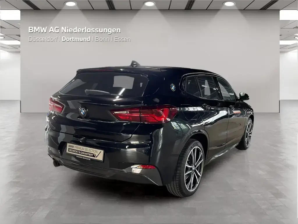 Main__Slider__Photo:BMW X2 sDrive18i M Sport Navi Head-Up Parkassist 08/2023-1