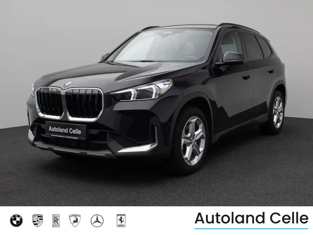Main__Slider__Photo:BMW X1 sD20i Kamera DAB Sport Komfort AHK 18Zoll 12/2024-0