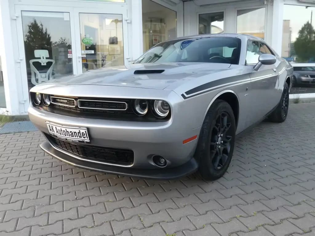 Main__Slider__Photo:Dodge Challenger GT AWD Leder 07/2017-0