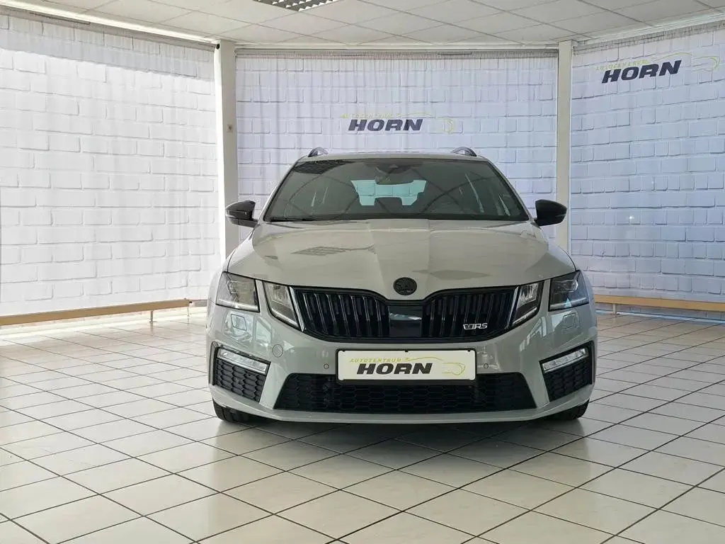 Main__Slider__Photo:Skoda Octavia Combi RS 245, 1.Hand, Pano, Kamera, LED 04/2019-1