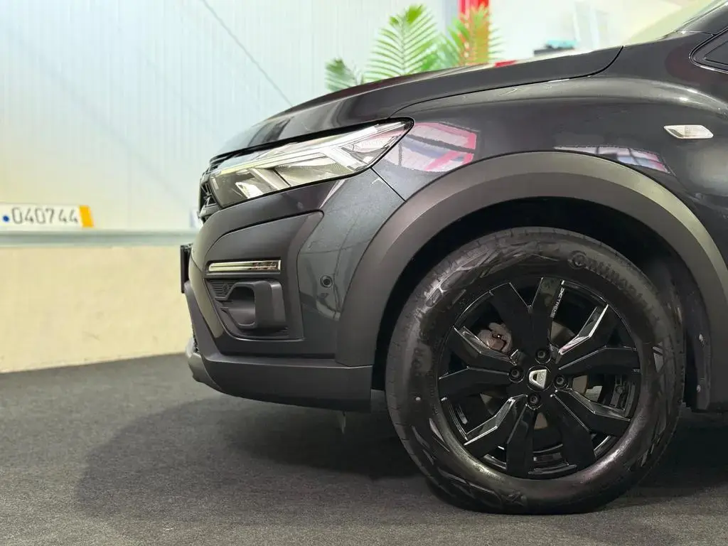 Main__Slider__Photo:Dacia Jogger Extreme+ *KAMERA *LED *NAVI *SHZG *TÜV 05/2022-1