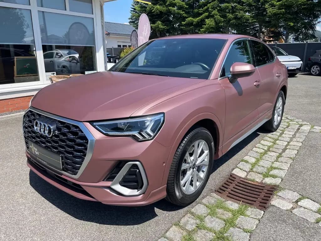 Main__Slider__Photo:Audi Q3 Sportback 2.0 TFSI quattro S line/299€mtl. 07/2021-0