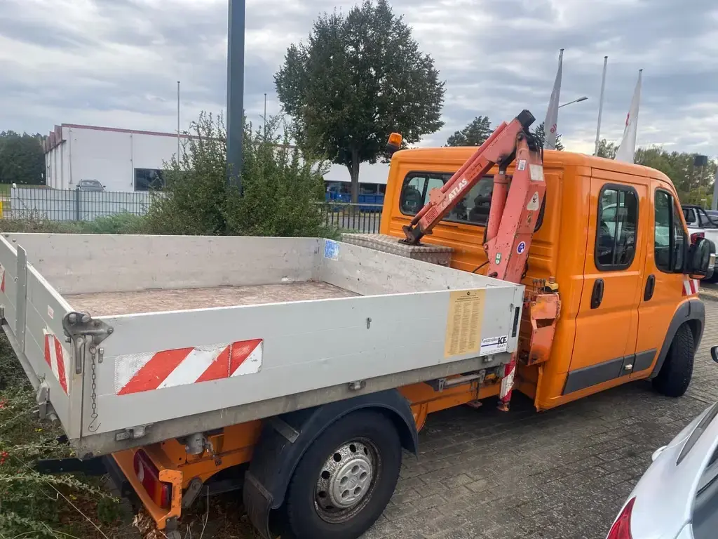 Main__Slider__Photo:Citroën Jumper Pritsche Doka 3Seiten-Kipper Ladekran AHK 01/2014-1