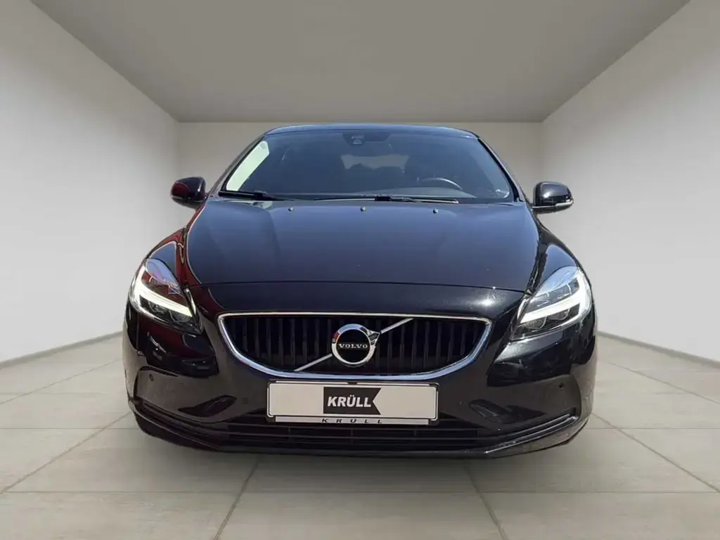 Main__Slider__Photo:Volvo V40 T2 2.0 Kinetic RFK, Navi, beheizbare Frontsc 11/2017-1