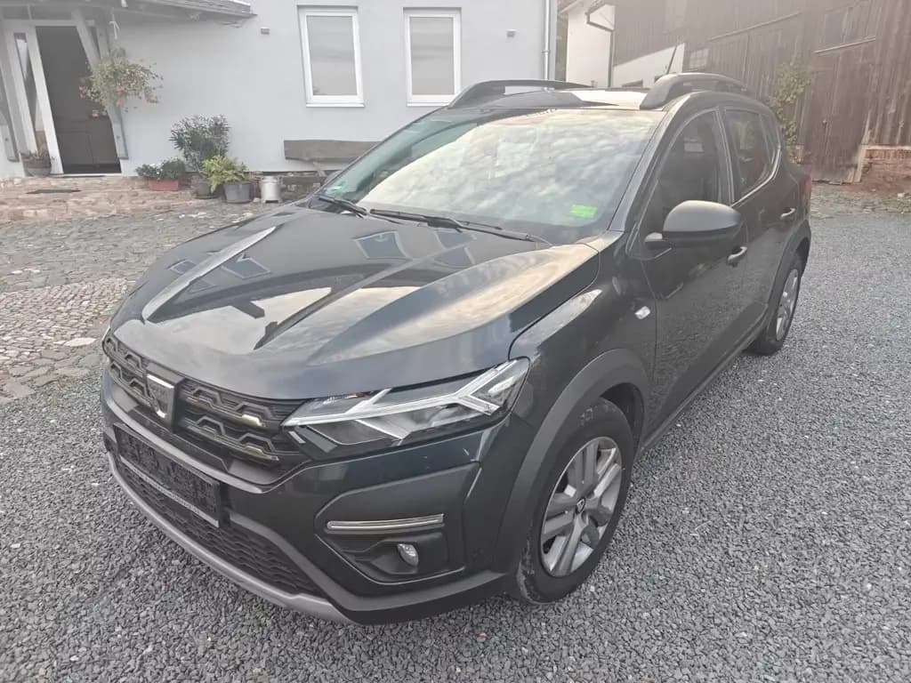 Main__Slider__Photo:Dacia Sandero III Stepway Essential 01/2022-0