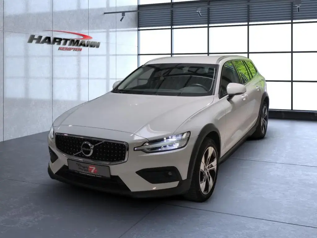 Main__Slider__Photo:Volvo V60 Cross Country V60 CC Pro AWD Automatik AHK Bluetooth Navi LED 05/2021-1