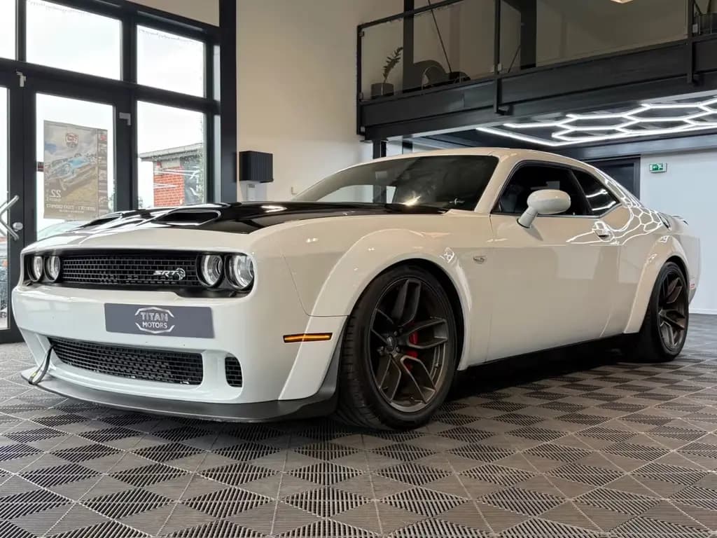 Main__Slider__Photo:Dodge Challenger SRT Hellcat Red-Eye WideBody 06/2019-0