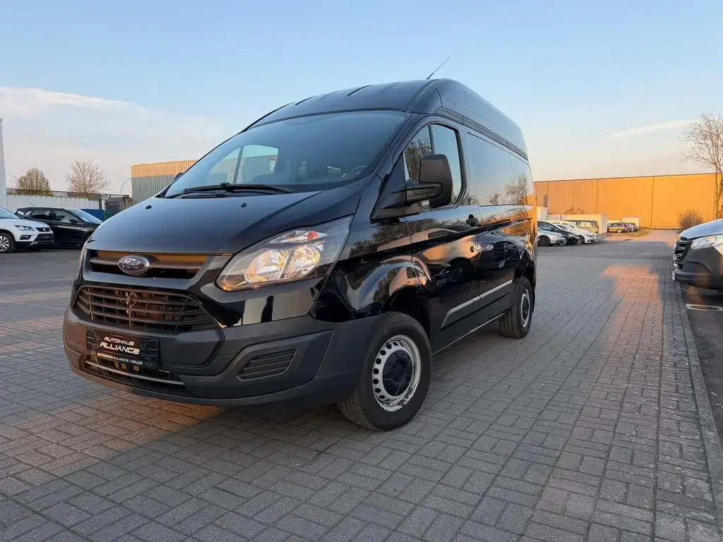Main__Slider__Photo:Ford Transit Custom Ambiente Behindertengerecht 01/2018-1