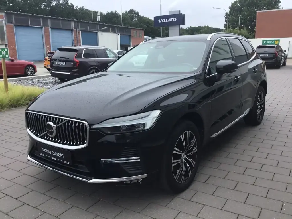 Main__Slider__Photo:Volvo XC60 B5 (Diesel) Inscription AWD PanoDach Cam 07/2021-1