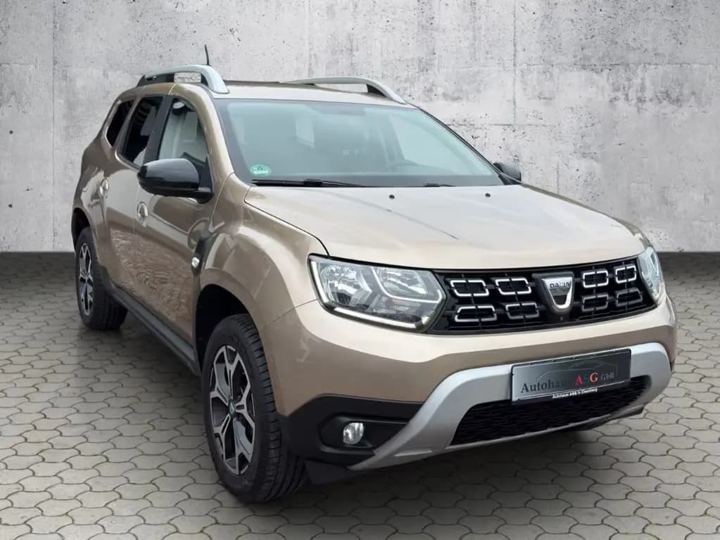 Main__Slider__Photo:Dacia Duster II Celebration*AHK*360° Kamera*Kessy*SHZ* 12/2020-0