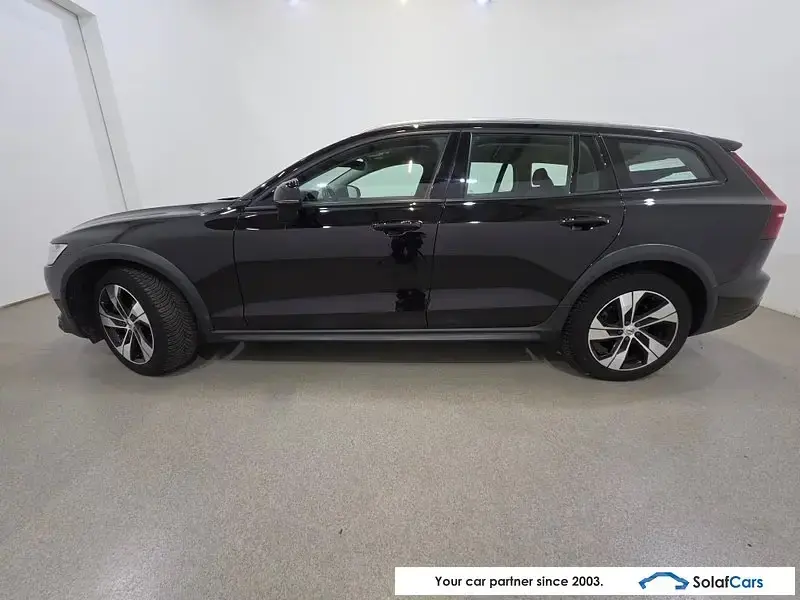 Main__Slider__Photo:Volvo V60 Cross Country V60 CC 2.0 D3 AWD Aut. LED-Xenon Virtual ACC Na 12/2019-1