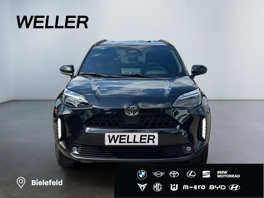 Main__Slider__Photo:Toyota Yaris Cross Hybrid 1.5 Teamplayer *Winter Paket* 10/2025-1