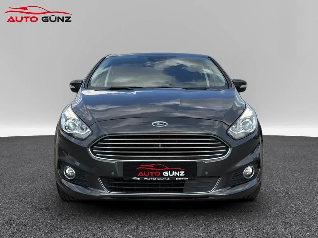 Main__Slider__Photo:Ford S-Max 2.0 TDCI Titanium Aut.*Navi-Kamera-AHK* 08/2019-1