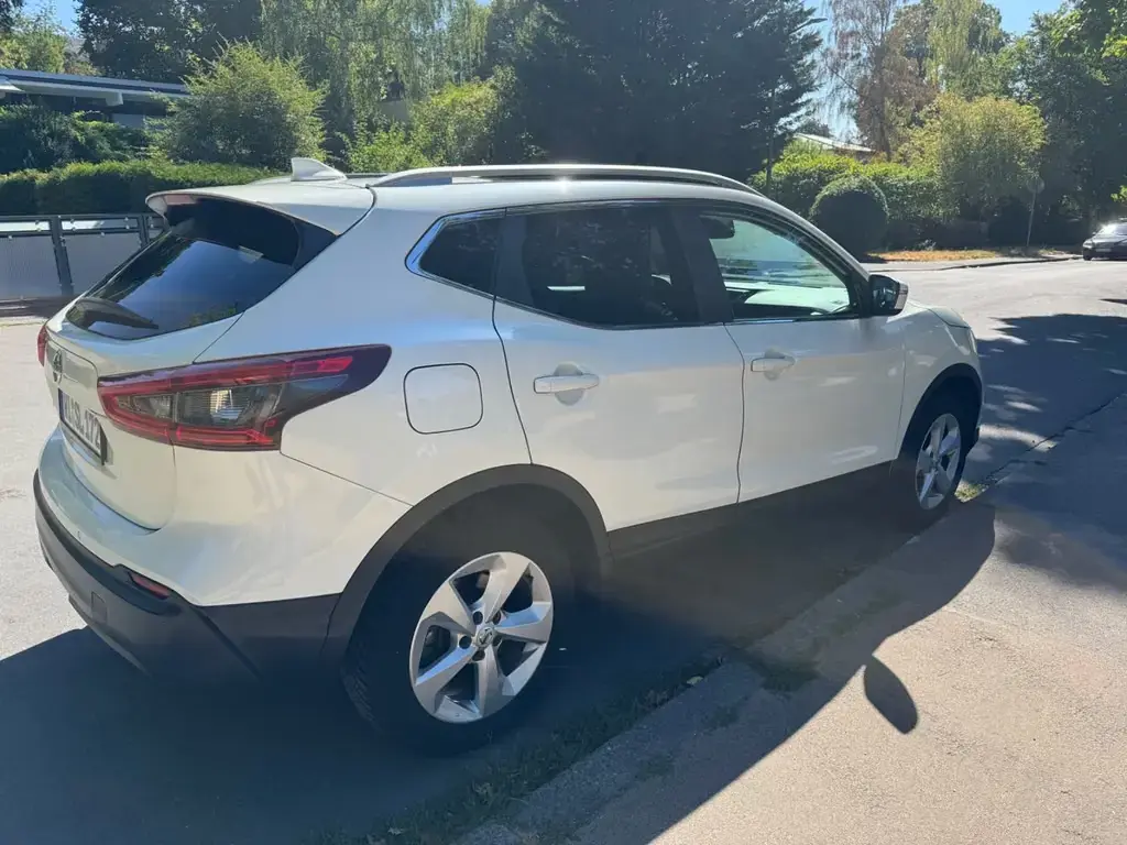 Main__Slider__Photo:Nissan Qashqai 1.2 DIG-T Xtronic Tekna 10/2017-1