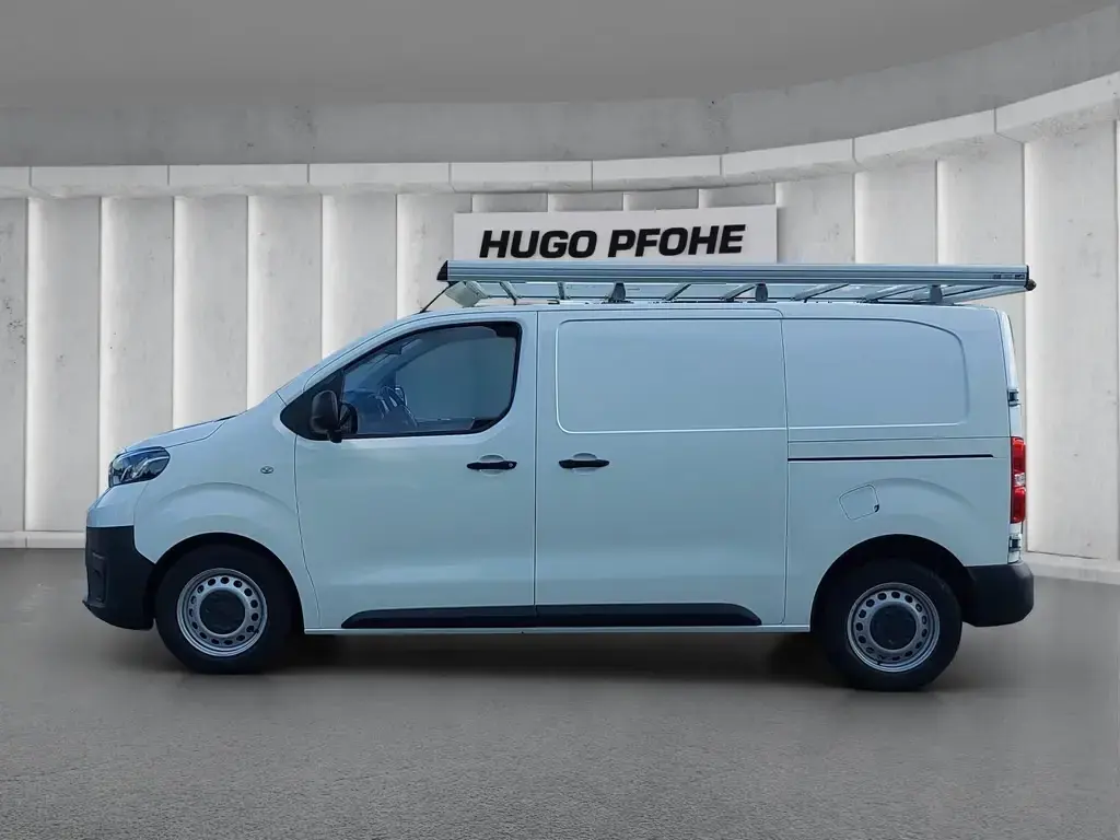 Main__Slider__Photo:Toyota Proace (Verso) Proace 2.0 D-4D 08/2017-1