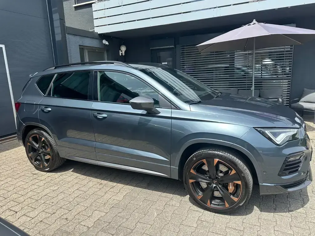 Main__Slider__Photo:Cupra Ateca Basis 4Drive 11/2020-1