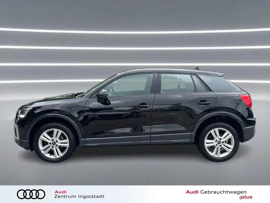 Main__Slider__Photo:Audi Q2 35 TFSI advanced LED KAMERA PDC+ SHZ 17" 05/2024-1