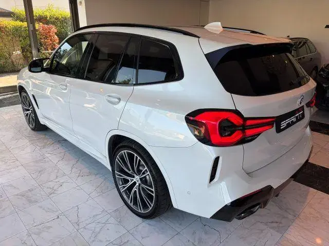 Main__Slider__Photo:BMW X3 sDrive18dA MSport Individual Gancio 150cv 10/2021-1