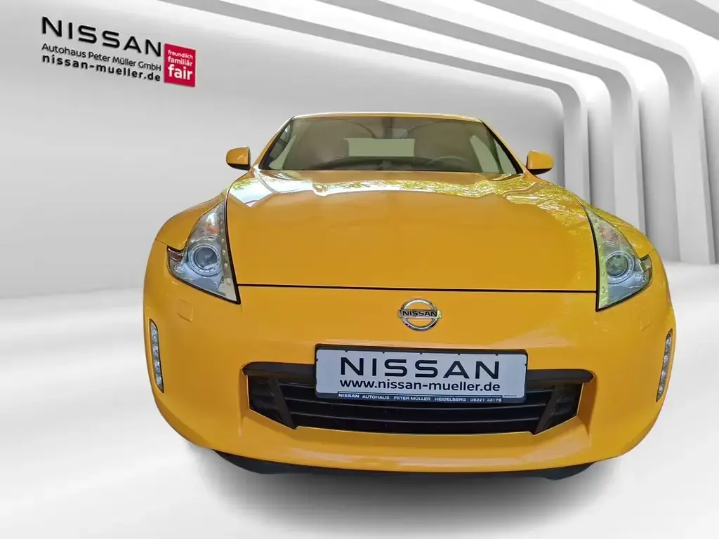 Main__Slider__Photo:Nissan 370Z Coupe Pack 7AT Automatik Navi Kamera19" 02/2017-1
