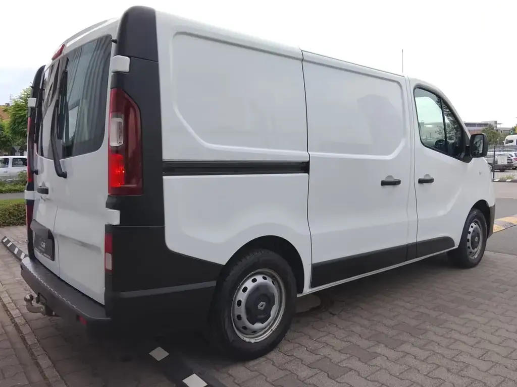 Main__Slider__Photo:Renault Trafic L1H1 2,8t Komfort 2x Sortimo Regal C-LED 01/2021-1