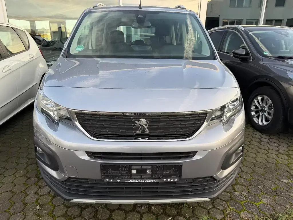 Main__Slider__Photo:Peugeot Rifter Allure L1 "EXPORT" 04/2019-1