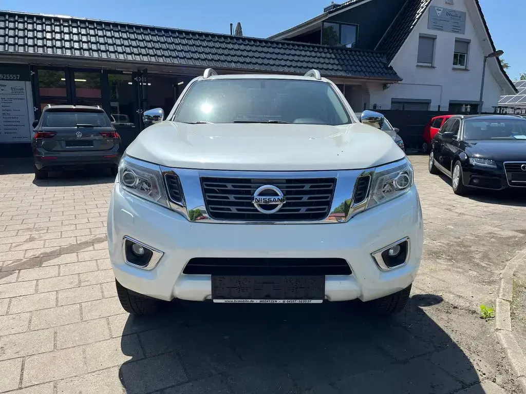 Main__Slider__Photo:Nissan Navara NP300 Acenta Double Cab 4x4 03/2019-1
