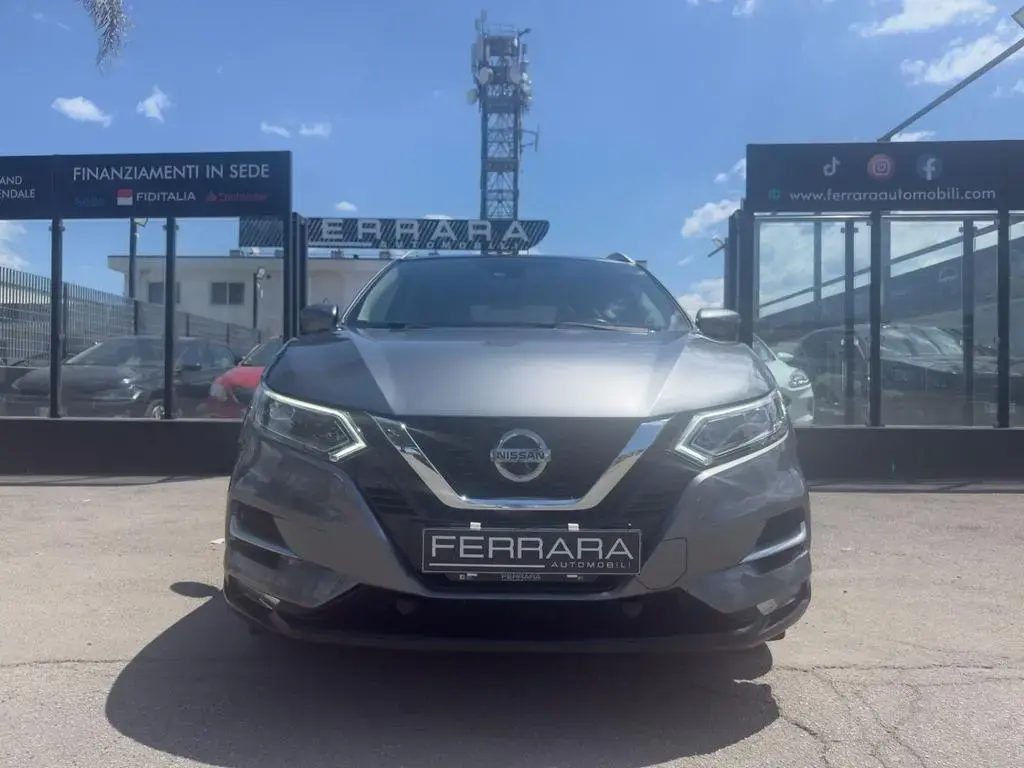 Main__Slider__Photo:Nissan Qashqai 1.5 dCi 115 CV N-Connecta 11/2020-1