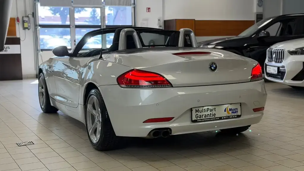 Main__Slider__Photo:BMW Z4 sDrive18i/NaviProf/Xen/SportStz/KomfortZg/HIFI 06/2014-1