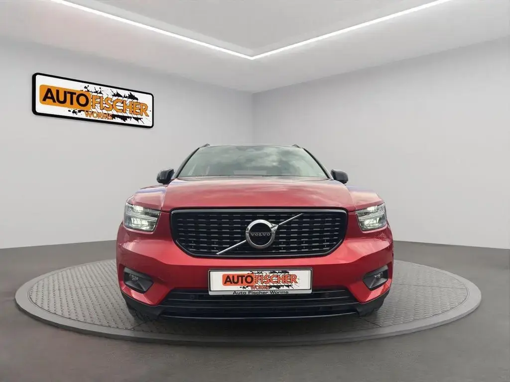 Main__Slider__Photo:Volvo XC40 R Design AWD 1.Hand 08/2020-1