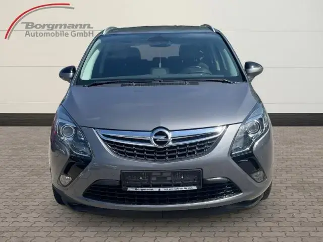 Main__Slider__Photo:Opel Zafira Innovation 1.4 Turbo Bluetooth - Navi - R 03/2016-1