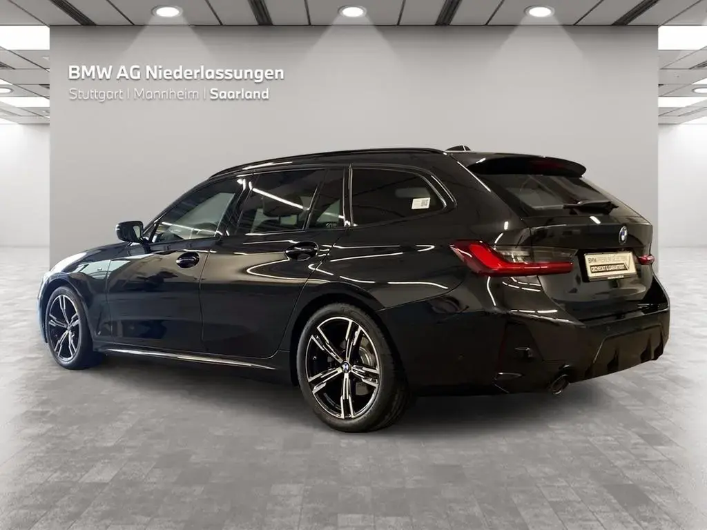 Main__Slider__Photo:BMW 318 d Touring M Sport Standheizung AHK Harman/K 04/2023-1