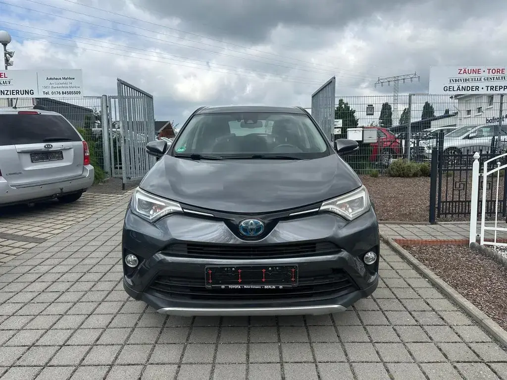 Main__Slider__Photo:Toyota RAV 4 RAV4 Hybrid Edition-S 06/2016-1