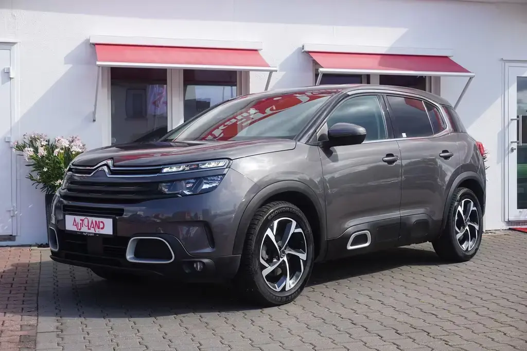 Main__Slider__Photo:Citroën C5 Aircross 1.2 PureTech Klimaaut. Sitzheizung 05/2019-1