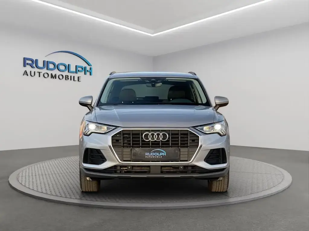Main__Slider__Photo:Audi Q3 35 2,0 TDI AUTOM. NAVI LED VIRTUAL GARANTIE 08/2022-1