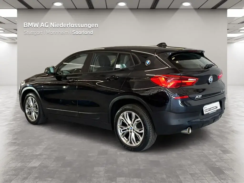 Main__Slider__Photo:BMW X2 sDrive18i Navi Parkassist Sportsitze LED 10/2018-1