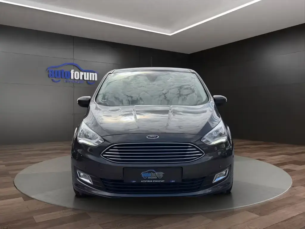 Main__Slider__Photo:Ford C-Max Titanium NAVI°SHZ°PARKASSISTENT°BLUETOOTH 05/2017-1