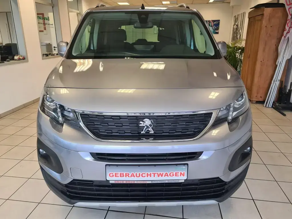 Main__Slider__Photo:Peugeot Rifter Allure L1 / SCHECKHEFT / NAVI/Kamera 05/2020-1