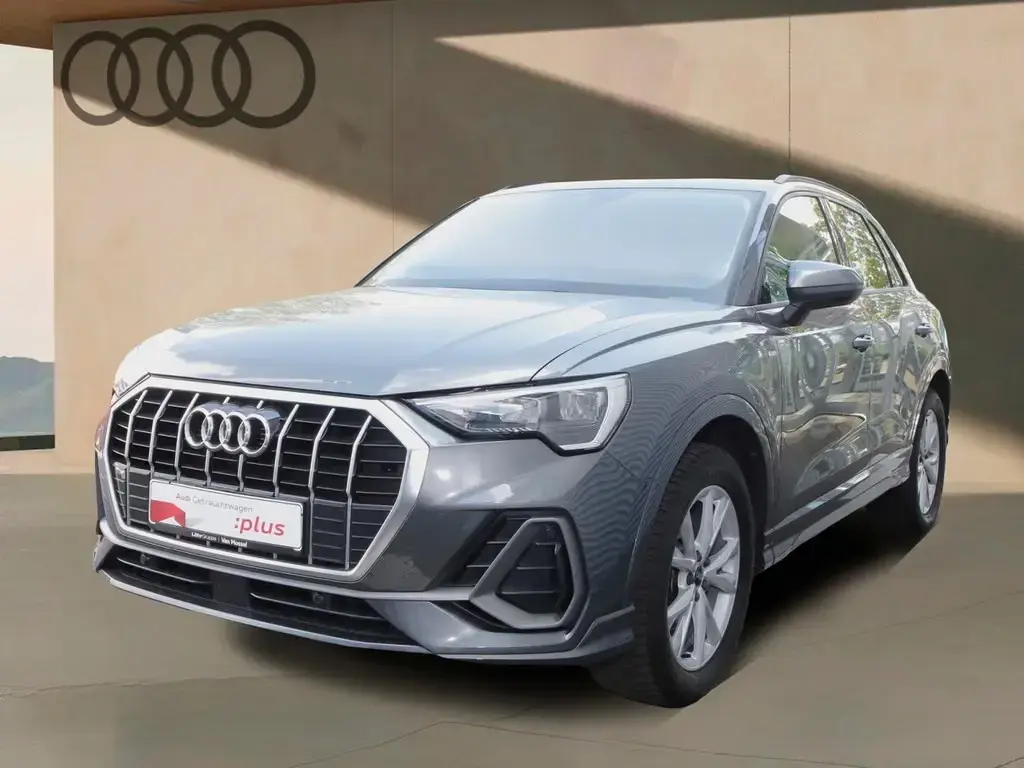 Main__Slider__Photo:Audi Q3 35 TFSI S line AHK*R-CAM*LED*NAVI*VIRTUAL*PDC 12/2021-1