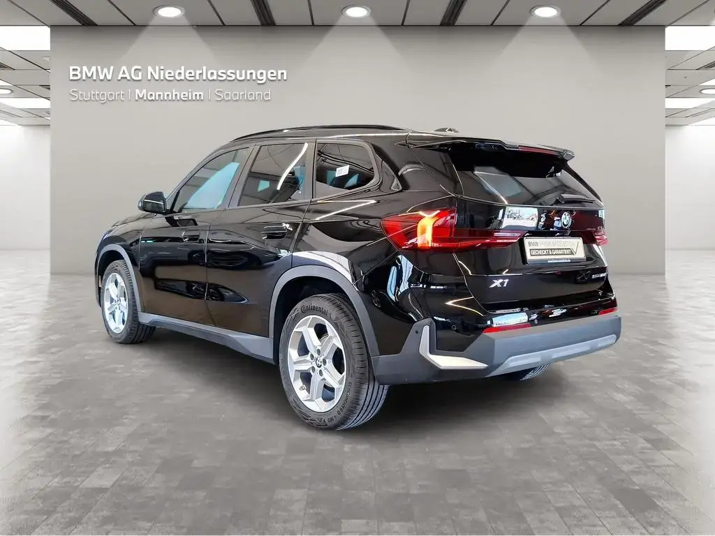 Main__Slider__Photo:BMW X1 sDrive18d AHK Driv.Assist+ Kamera Sportsitze 06/2023-1