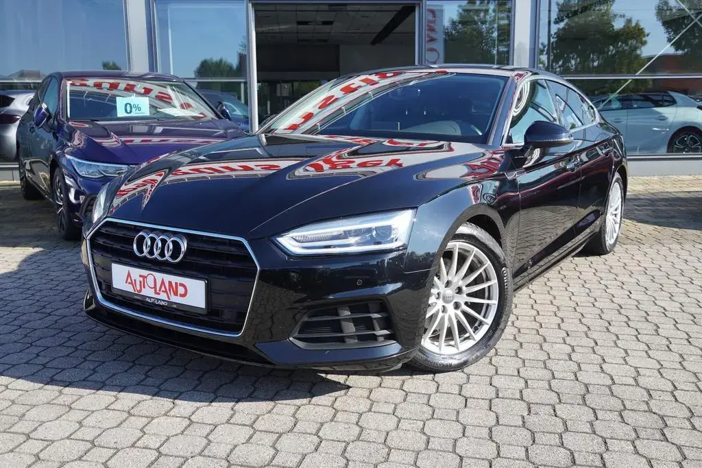 Main__Slider__Photo:Audi A5 Sportback 2.0TDI Klimaaut. Bi-Xenon Navi DAB 04/2019-1