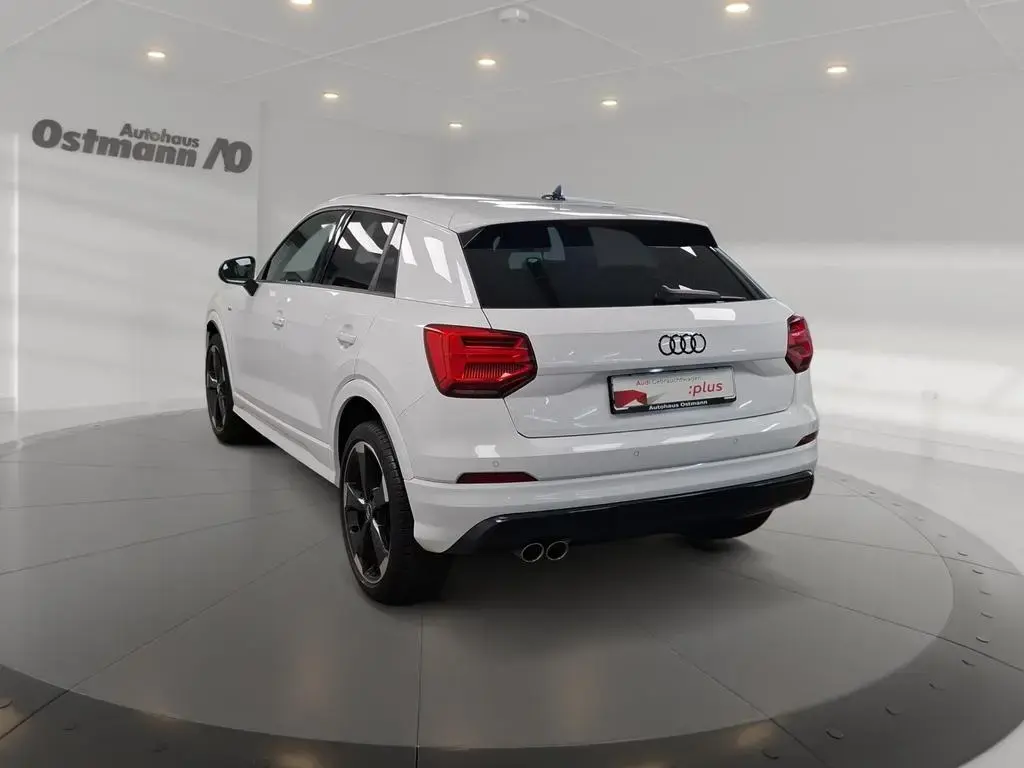 Main__Slider__Photo:Audi Q2 35 TFSI sport S-Line LED Pano SHZ LM Navi 03/2019-1