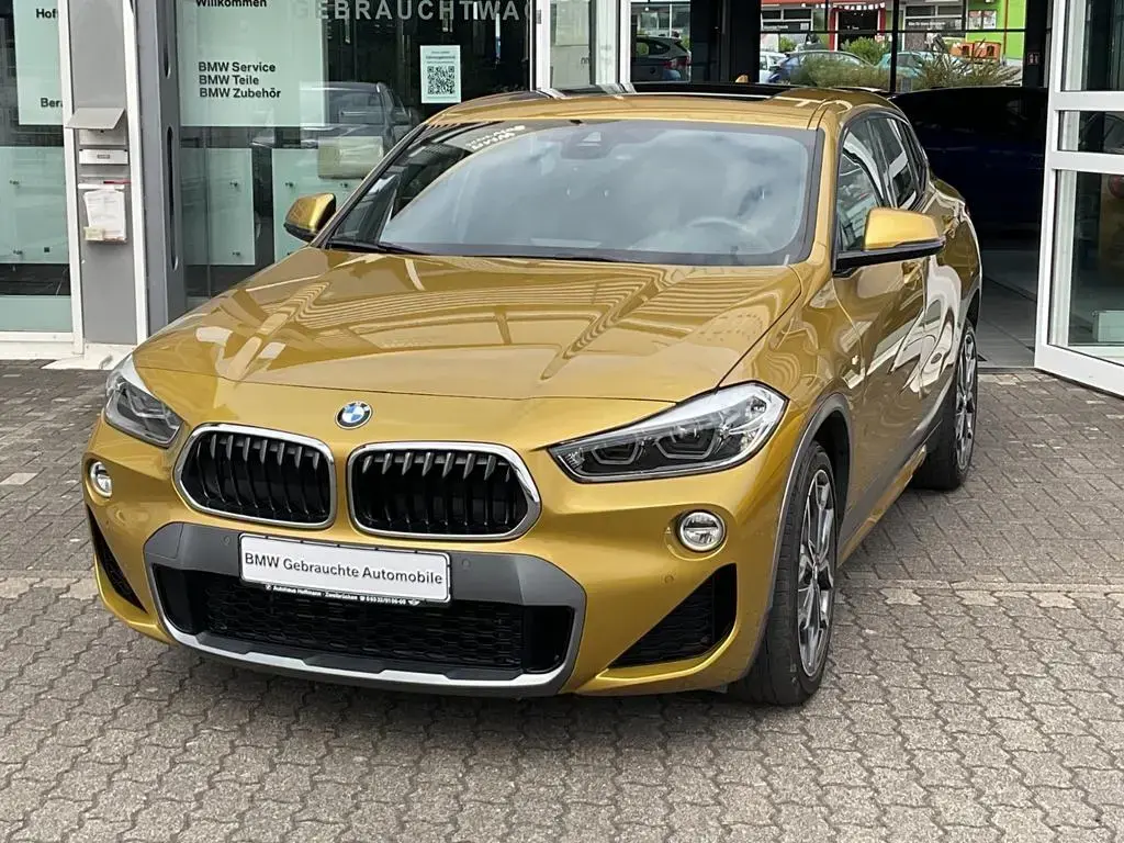 Main__Slider__Photo:BMW X2 sDrive 18iA M Sport X Navi /RFK/Pano/Head-Up 06/2018-1