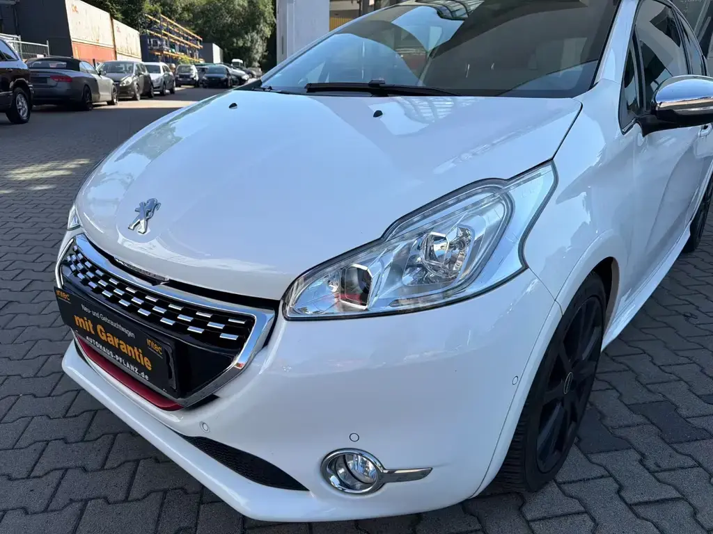 Main__Slider__Photo:Peugeot 208 1.6 GTi * Scheckheft * Leder * Navi 02/2014-1