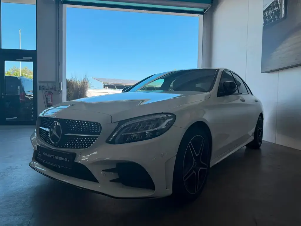 Main__Slider__Photo:Mercedes-Benz C 180 CGI AMG-Line 08/2019-1