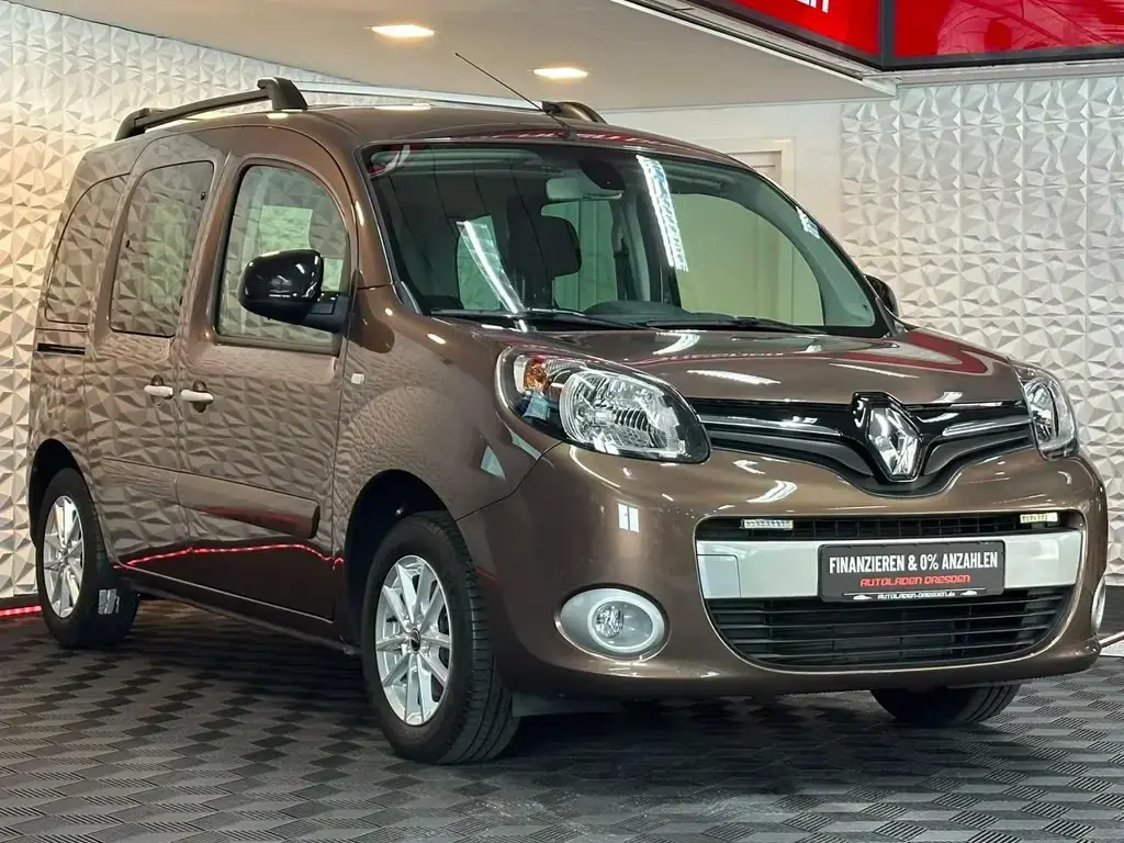 Main__Slider__Photo:Renault Kangoo 1.2TCE ENERGY INTENS AHK#CAM#SHZ#NAV#1.HA 08/2017-1