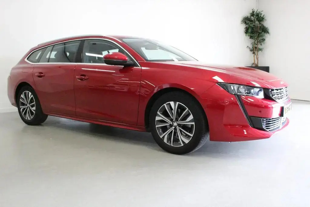 Main__Slider__Photo:Peugeot 508 SW 1.5 BlueHDI Blue Lease Active Avantage | 06/2021-1