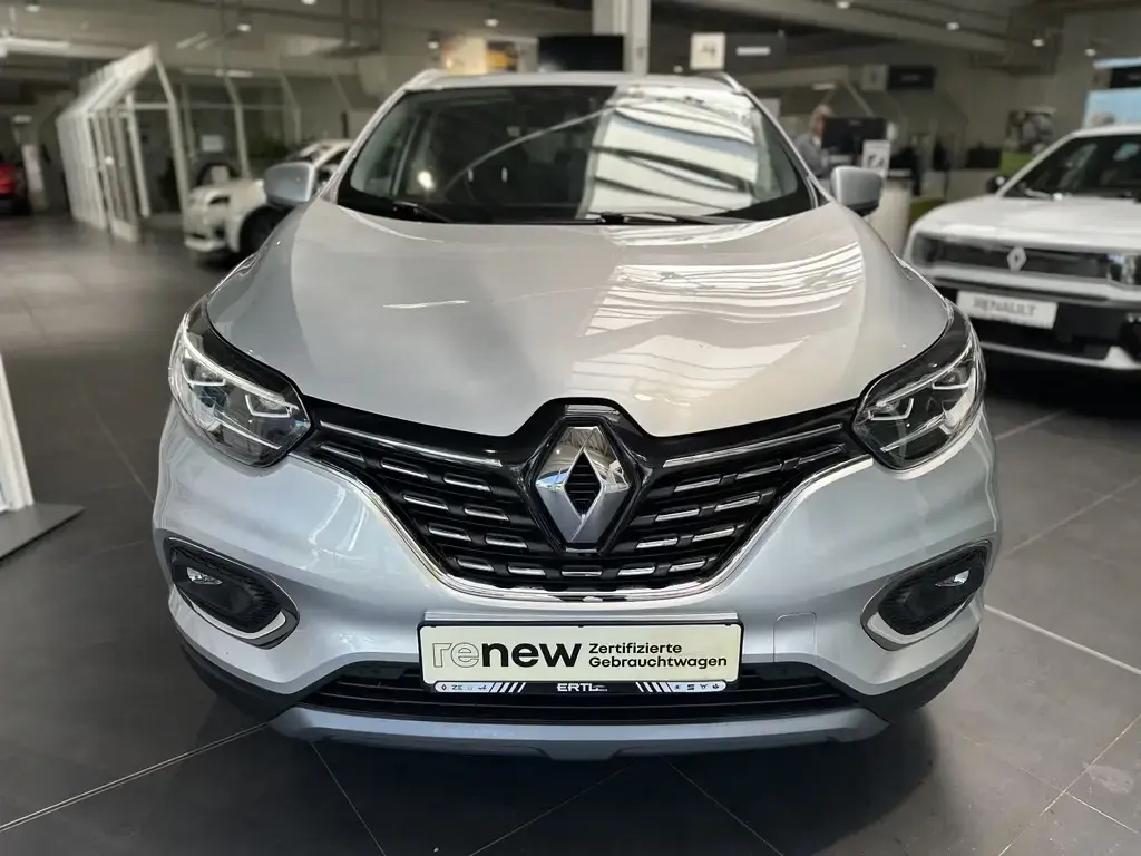 Main__Slider__Photo:Renault Kadjar Techno TCe 140 05/2022-1