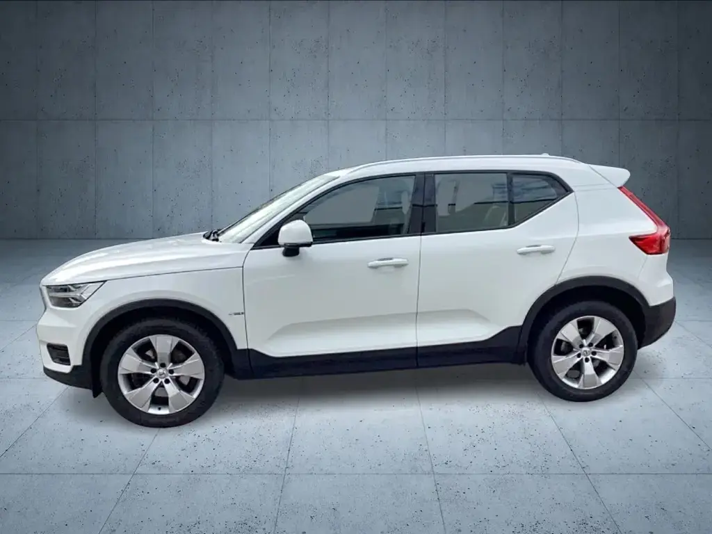 Main__Slider__Photo:Volvo XC40 XC 40 Momentum Pro AWD /AHK 06/2020-1